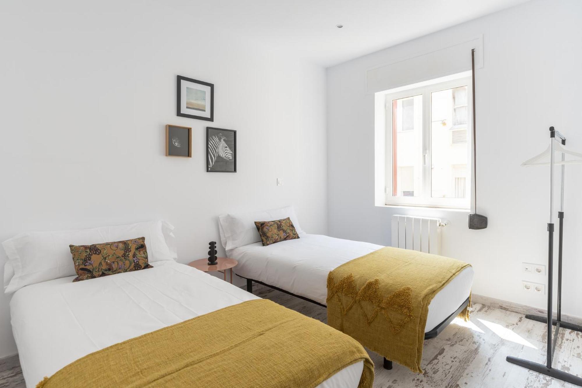 Apartamento De 4 Habitaciones En El Centro سانتاندر المظهر الخارجي الصورة