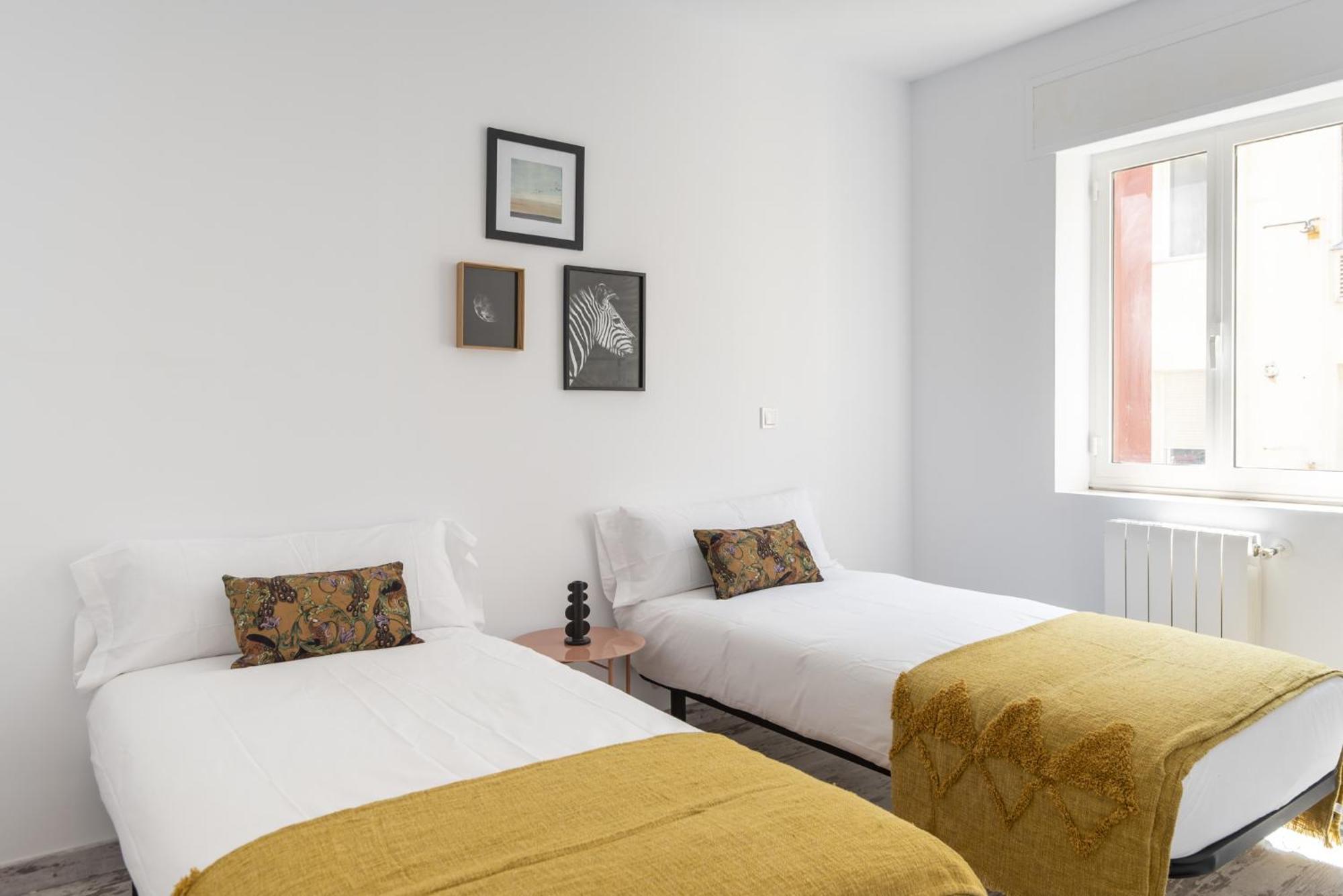 Apartamento De 4 Habitaciones En El Centro سانتاندر المظهر الخارجي الصورة