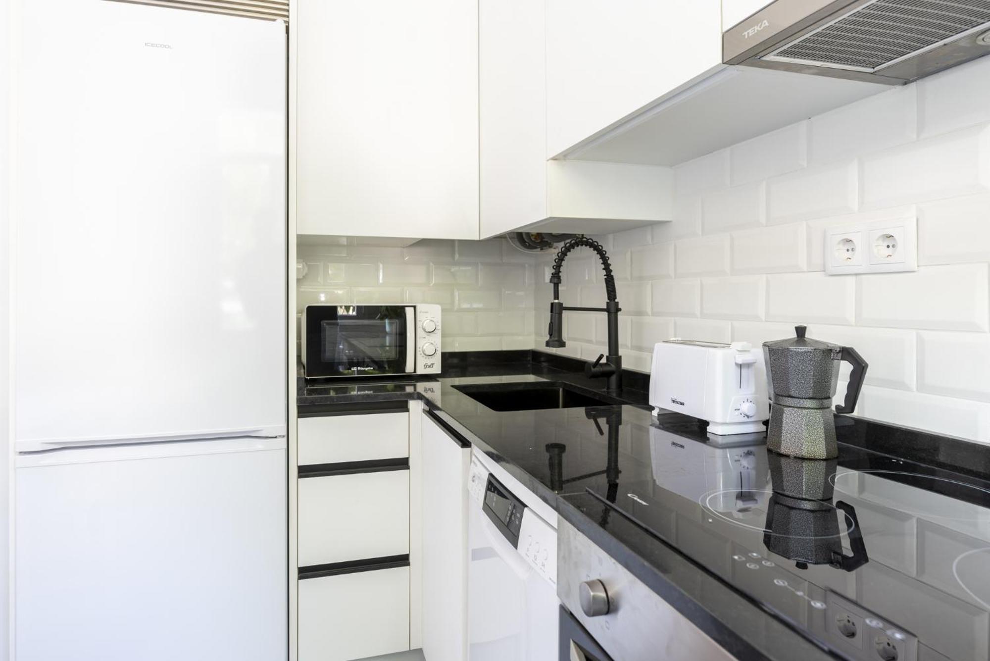 Apartamento De 4 Habitaciones En El Centro سانتاندر المظهر الخارجي الصورة